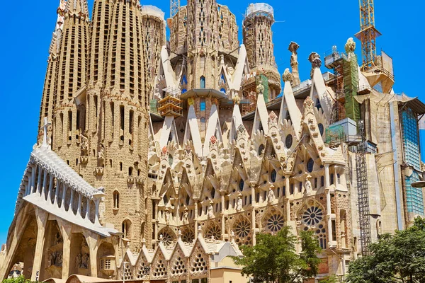 Sagrada Familia Templom Külseje Antoni Gaudi Barcelonában Szent Család Temploma — Stock Fotó