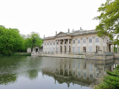 Kraliyet Hamamı, Varşova Mimarisinin bir simgesi. 