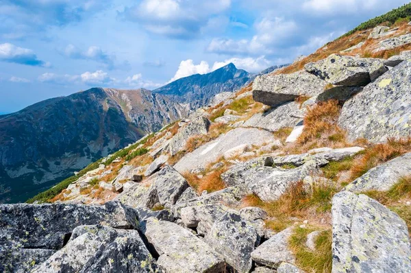 高タトラ山脈、スロバキアの Solisko からの山々 の景色 — ストック写真