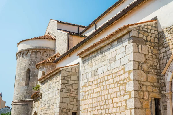 Mura Delle Fortificazioni Nel Centro Storico Costiero Mediterraneo Krk Krk — Foto Stock