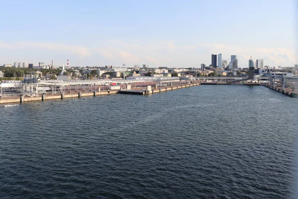 Port Dans Mer Baltique Près Tallinn Estonie Avec Des Bâtiments — Photo