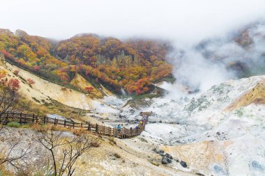 Noboribetsu Onsen Hokkaido'nın en ünlü kaplıca beldesidir. Noboribetsu'nın muhteşem Jigokudani veya 