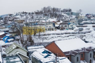 Otaru küçük liman, bir tren tarafından Sapporo kuzeybatısında yaklaşık yarım saat şehirdir. Sapporo ya da bir güzel son yolda veya Niseko veya Shakota onun güzel korunmuş kanal bölgesine ve ringa balığı Konakları yapar Otaru güzel günün ilginç trip