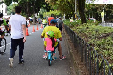 Rostros y Ciclovia medelln