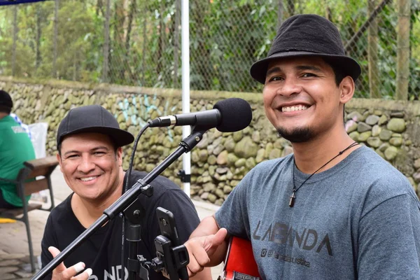 Rostros y Ciclovia medelln