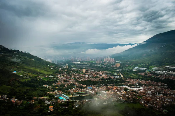 Copacabana un pueblo pequeo y agraable