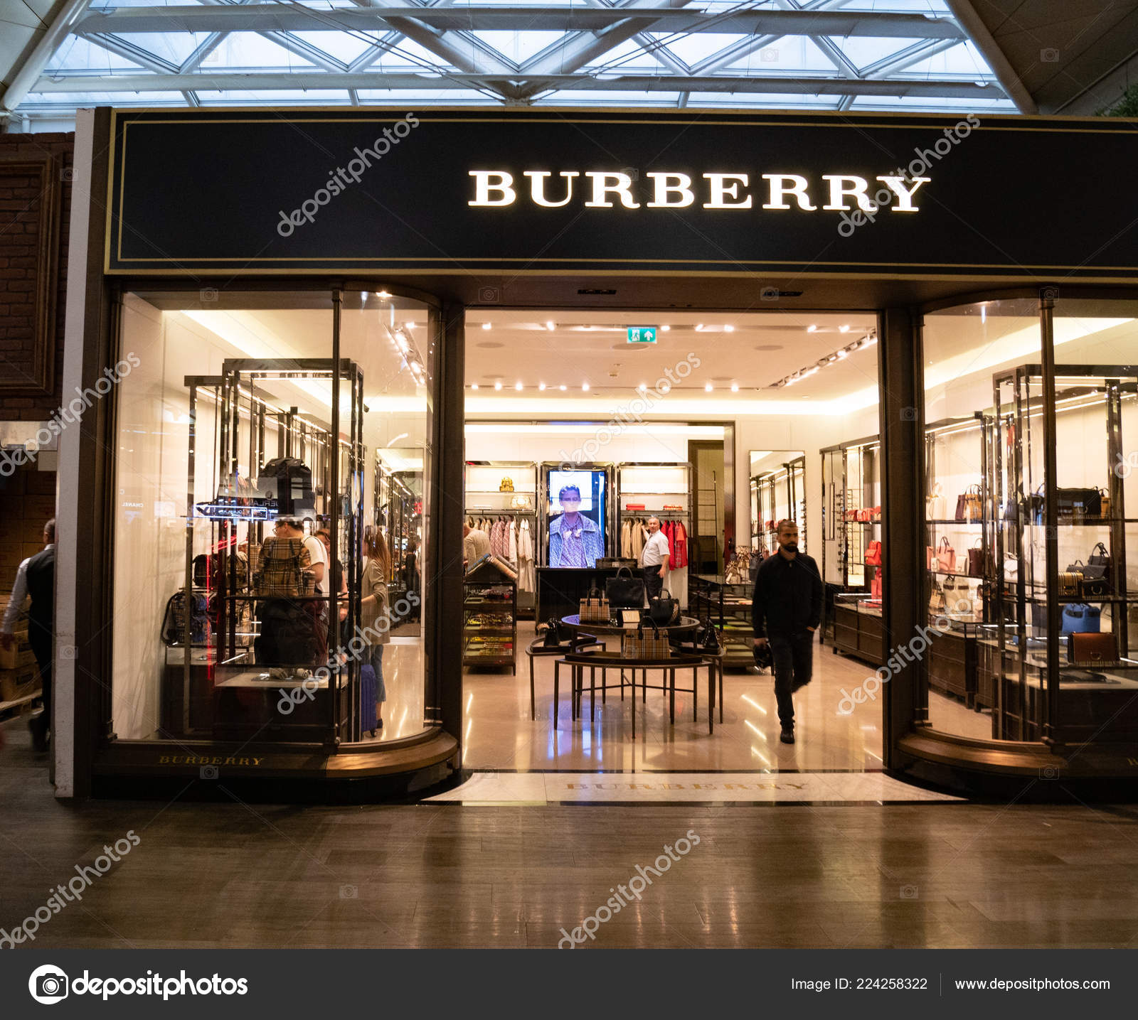 burberry turkey istanbul