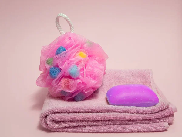 Conjunto Productos Spa Ducha Para Mujer Toalla Rosa Esponja Colores —  Fotos de Stock