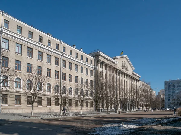 Hoofdgebouw van nationale Academie van binnenlandse zaken in Kiev — Stockfoto