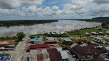Simunjan, Sarawak / Malezya - 20 Haziran 2020: Simunjan 'ın Güzel Balıkçı Köyü