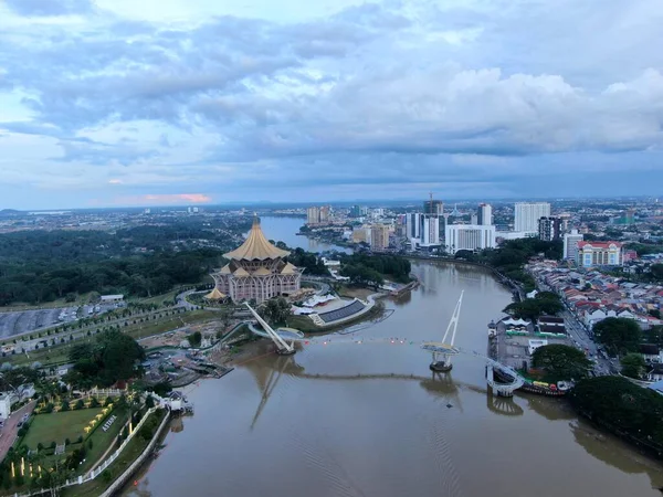 Kuching Sarawak Malaysia Oktober 2020 Bangunan Markah Tanah Ikonik Dewan — Stok Foto