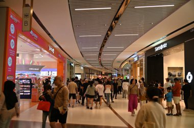 Kuala Lumpur, Malezya - 15 Eylül 2025: Selangor ve KL 'nin Ünlü Alışveriş Merkezleri