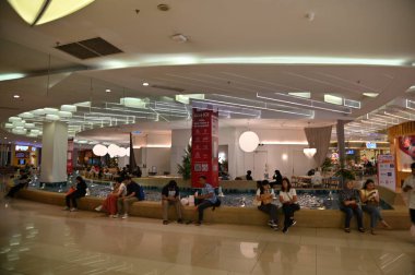 Kuala Lumpur, Malezya - 15 Eylül 2025: Selangor ve KL 'nin Ünlü Alışveriş Merkezleri