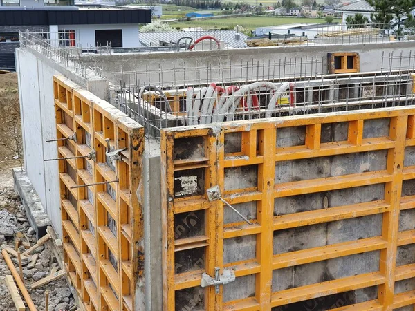 Trabajos Construcción Asociados Construcción Una Casa Familiar Con Ayuda Encofrados — Foto de Stock