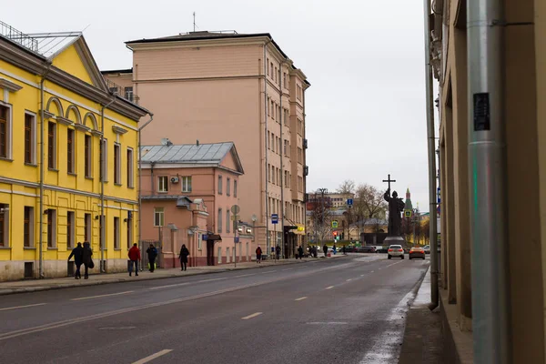 Rusia Moscú Diciembre 2017 Calle Volkhonka Vista Del Kremlin Monumento — Foto de Stock