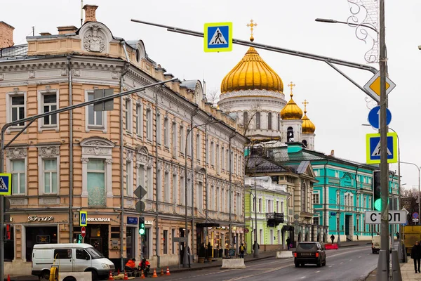Rusia Moscú Diciembre 2017 Calle Volkhonka Vista Catedral Cristo Sapasitor — Foto de Stock