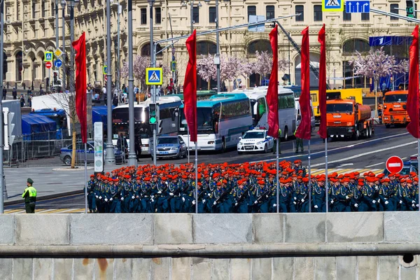 Moscou, Rússia, 9 de maio de 2018 - fim do desfile na Praça Vermelha em — Fotografia de Stock