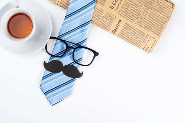 Happy Father Day Hintergrundkonzept Mit Blauer Krawatte Gläsern Tasse Tee — Stockfoto