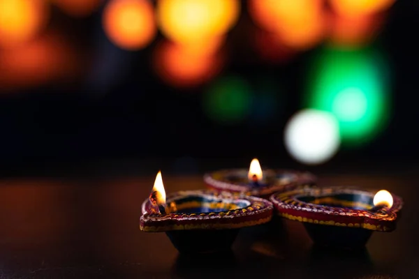 Indyjski Festiwal Diwali Diya Lampy Olejne Zapalone Kolorowe Rangoli Hinduskie — Zdjęcie stockowe