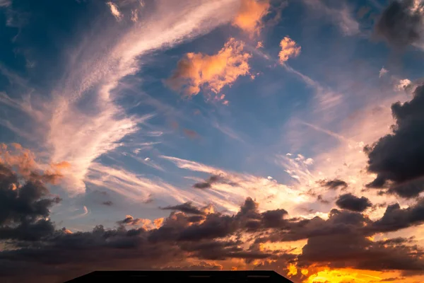Een Fantastische Zonsondergang Wolken Boven Mijn Appartementencomplex West Centraal Florida — Stockfoto