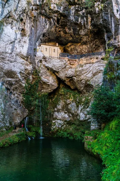 Nuestra Señora Covadonga Resplandor Para Virgen María Provincia Asturias Norte — Foto de Stock