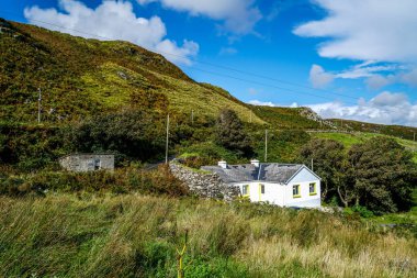 Carrick İrlanda 'da 300 yıldan eski bir ev..