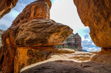 Colorado Ulusal Anıt Parkı şimdiye kadar gördüğüm en inanılmaz kaya oluşumlarına sahip..