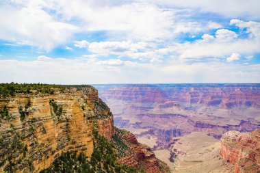 Kuzey Arizona 'daki Büyük Kanyon' un güney kenarından görüntüler. Bütün günümü bu olağanüstü doğa olayının fotoğraflarını çekerek geçirebilirdim..
