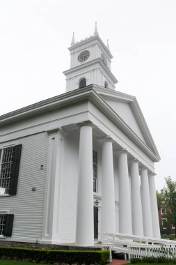 Edgartown, Ma / United States - 30 Mayıs 2016: Eski Balina Kilisesi 'nin dikey görüntüsü