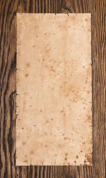 Altes Papier Auf Dem Holzgrund — Stockfoto