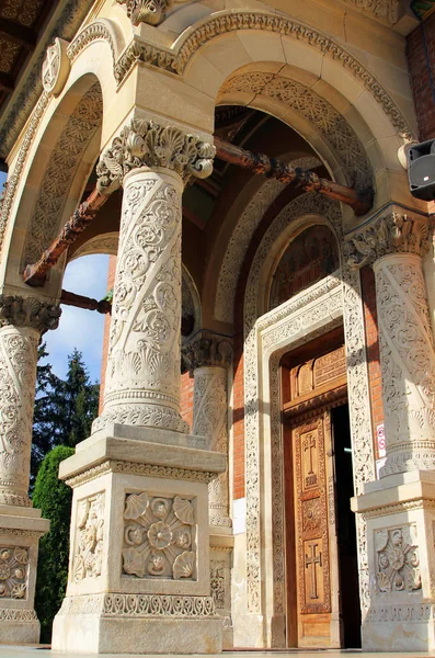 Bejárat Nagy Templom Sinaia Kolostorban Romániában Prahova Megye — Stock Fotó