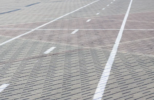 Şehir parkında bisiklet yolu