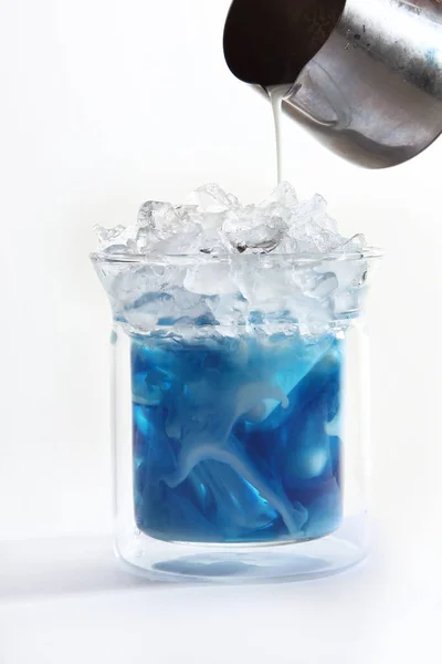 Milk Poured Glass Blue Matcha Tea Vertical Photo Copy Space — Stock Photo, Image