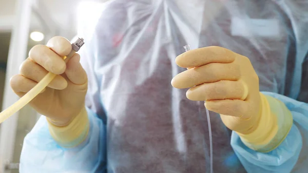Uyuşturucunun Vücuda Bir Damlatıcı Aracılığıyla Girmesi Doktor Sistemi Infüzyon Için — Stok fotoğraf