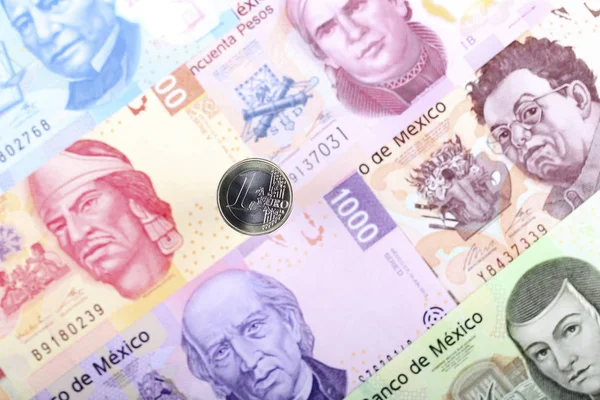 Euromunten Achtergrond Van Mexicaanse Bankbiljetten — Stockfoto