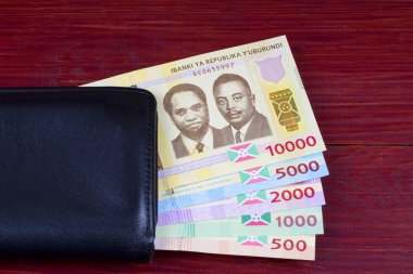 M-cüzdanda bulunan siyah Burundi para