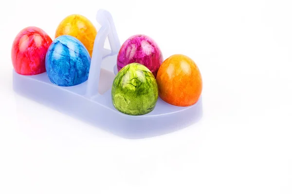 Beyaz Cam Üzerinde Paskalya Yumurtası — Stok fotoğraf