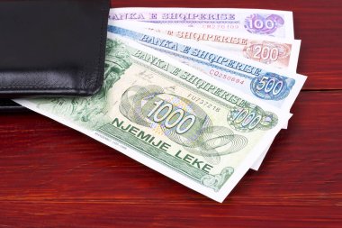 Siyah cüzdanda Eski Arnavut Leke 