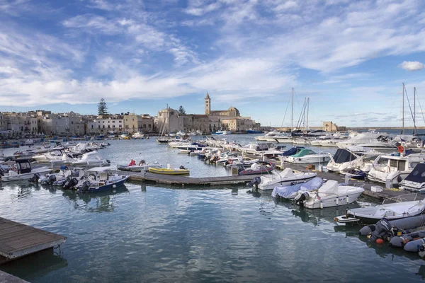 Pier Met Zeilboten Taranto Apulië Puglia Italië — Stockfoto