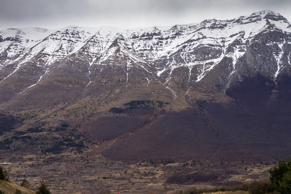 イタリアのアルプスの山々の風景 — ストック写真