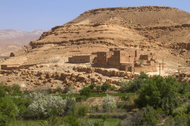 Fas 'ın Atlas Dağları' ndaki Tizi ve Tichka köyü..