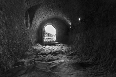 İtalya 'nın Sicilya kentindeki Segesta Tepesi.