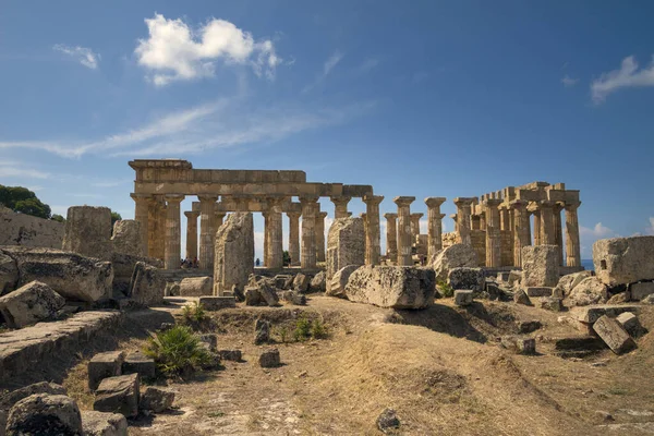 Ruínas Antigas Templo Pedra Natureza Vista Cidade Segesta Sicília Itália — Fotografia de Stock