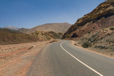 Yüksek Atlas Dağları seyahat ediyor, Fas.