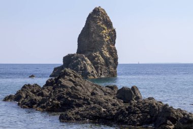 Taormina Denizi - ünlü Akdeniz tatil beldesi, Sicilya, İtalya.