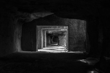 İtalya 'nın Sicilya kentindeki Segesta Tepesi.