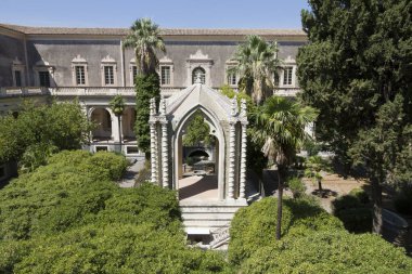 Taormina - ünlü Akdeniz tatil kasabası, Sicilya, İtalya.