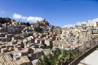 Taormina 'nın mimarisi - ünlü Akdeniz tatil köyü, Sicilya, İtalya.