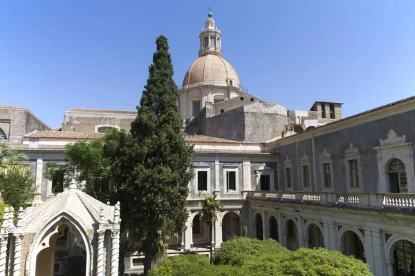 Taormina Famosa Ciudad Turística Mediterránea Sicilia Italia —  Fotos de Stock