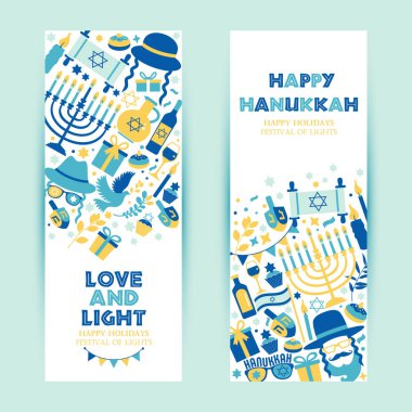 Yahudi tatil Hanukkah afiş seti ve davet geleneksel Chanukah sembolleri.